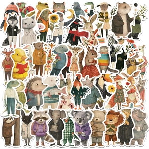 Détail de 50 autocollants animaux imperméables avec tenues stylées sur fond blanc pur