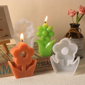Molde de silicona 3D de flores para velas de tulipán DIY con resultados terminados