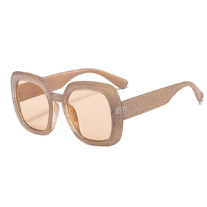 Fashionable square oversized sunglasses with sparkling glitter frame and tea lenses