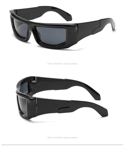 Detailed views of black rectangular Y2K sunglasses showing front and side profiles