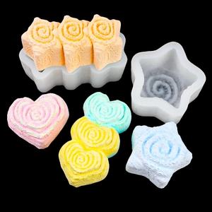 Set de moldes de silicona con forma de estrella y corazón para jabones y repostería