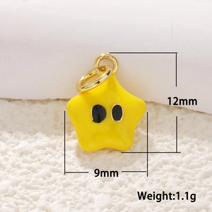 Macro detail of a 12x9mm gold-plated starfish pendant showing dimensions and weight
