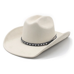 Chapeau de cowboy beige à large bord avec une bande décorative tressée élégante