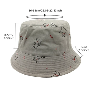 Light gray cotton bucket hat with cartoon dog print and product size measurements