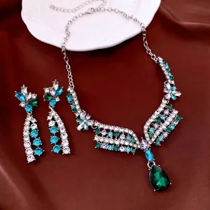 Vintage Luxury Flower Jewelry Necklace Earrings Alloy Rhinestone Crystal Floral Pendant With Silver Earring Post Women