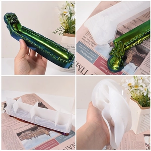 Vista macro del porta incenso lungo a scheletro e stampo in silicone per creazioni fai-da-te