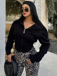 Slim fit black zip-up hoodie and leopard print pants stylish outfit for women