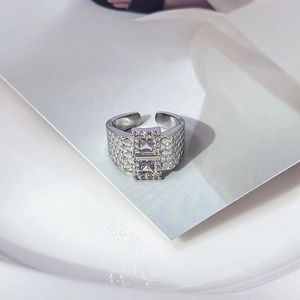 Unisex chunky adjustable ring with dual cz stones and wall texture in silver finish