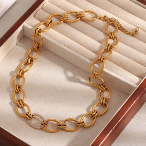 18K gold plated stainless steel chunky link necklace with zircon circle on linen box