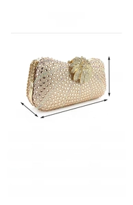Tabla de tallas detallada para bolso de noche dorado con perlas y cristales 21x6x11cm