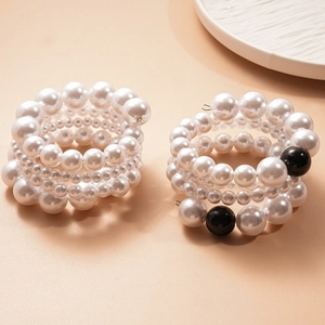 Ensemble de bracelets spirales multicouches avec perles d'imitation blanches et noires