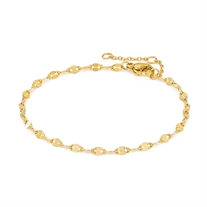 Close-up of gold plated titanium steel lip chain anklet with lobster clasp detail