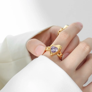 18K gold plated heart ring with purple zircon and textured chain band for women