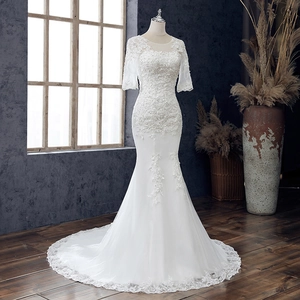 Elegantes Fischschwanz-Hochzeitskleid mit Spitzenstickerei und Paillettenärmeln