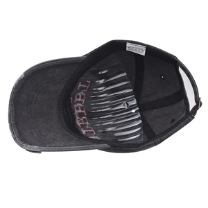 Detail of 100% cotton washed grey baseball cap with embroidery and interior labels