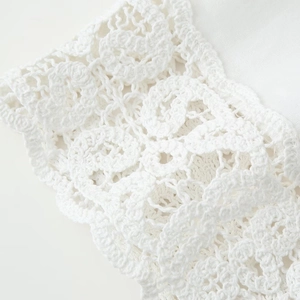 Pantalon blanc élégant pour femme avec dentelle au crochet et détails de bordure florale
