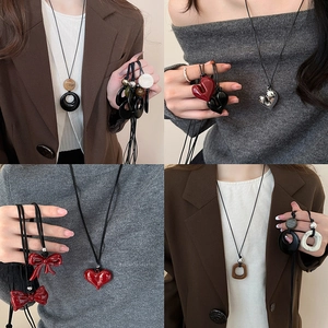 Vintage Pendant Necklace Resin Heart Round Geometric Sweater Chain Ethnic Style Long Cord Jewelry For Women Niche Design