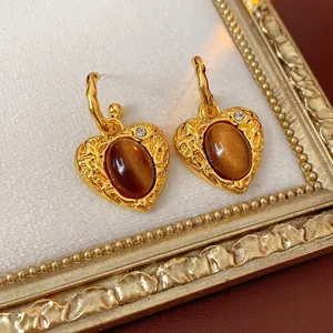 Vintage Heart Earrings Alloy Resin Brown Stone With Silver Earring Post Retro Maillard Style For Women