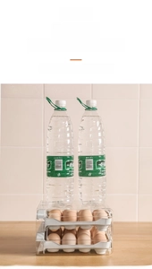 Strong load-bearing test on stackable transparent double-layer plastic egg storage box