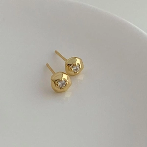 Minimalist gold-plated S925 silver stud earrings with clear zircon and hammered texture