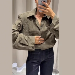 Women's retro plaid lapel shirt in olive and brown with a relaxed fit and front pocket