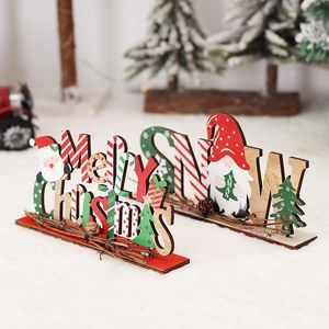 Decorazioni natalizie artigianali in legno con gnomi e scritta Merry Christmas da tavolo