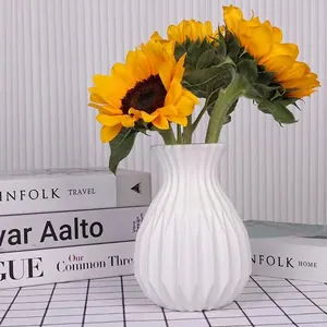 Nordic white round ceramic vase with vertical stripe texture for minimalist home decor