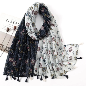 Women's Bohemian Floral Print Shawl Scarf Lightweight Polyester Cotton Linen Feel With Tassels Vintage Beach Wrap