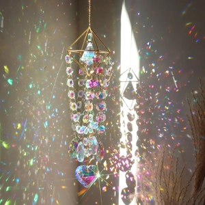 Crystal Suncatcher Hanging Ornament K9 Prism Rainbow Maker Iron Wind Chime Home Garden Window Decoration Heart Style