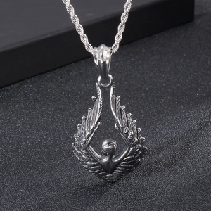 Titanium steel angel wing pendant necklace with retro rock style for men and women