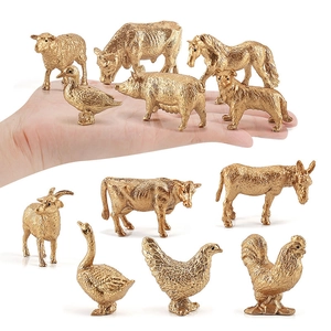 10er-Set vergoldete Mini-Bauernhoftierfiguren mit Schwein, Pferd und Kuh als Modell