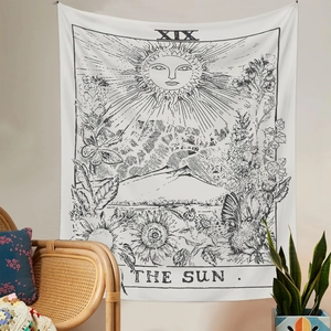 Dettaglio dell'arazzo dei tarocchi Il Sole con linee in bianco e nero per decorazioni