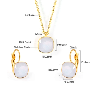 Detail view of gold-plated stainless steel jewelry set with dimensions and measurements