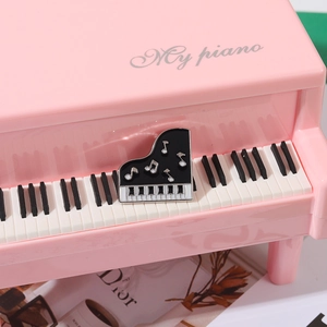 Musical Instrument Brooch Enamel Alloy Lapel Pins Piano Guitar Violin Trumpet Shapes Music Theme Jewelry Unisex Accessory
