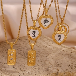 Vintage 18K gold plated stainless steel heart and tarot shell pendant necklaces