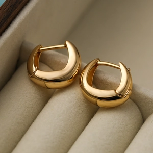 Minimalist Small Copper Gold Plated Hoop Earrings For Women U Shaped Smooth Surface Niche Fashion Jewelry
