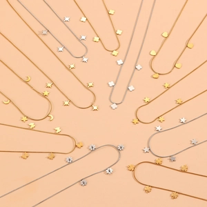 Colliers en acier inoxydable avec pendentifs cœur, lune et étoile en or et en argent