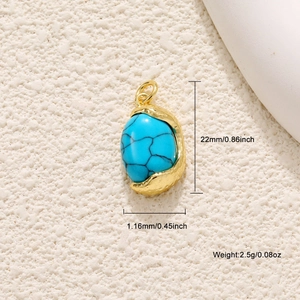 Detailed size chart of gold-plated turquoise pendant with 22mm height and 2.5g weight