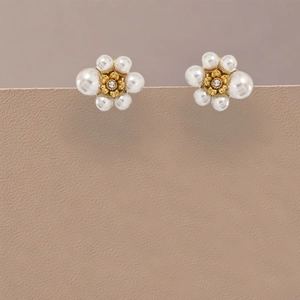 Elegant gold-plated stainless steel flower stud earrings with pearls and zircon stones