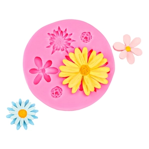 Rosa Silikonform für Fondant und Ton mit fünf Gänseblümchen- und Rosen-Hohlräumen