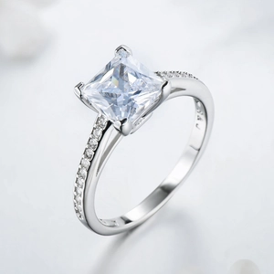 S925 sterling silver ring with princess cut square zircon and pave set diamonds