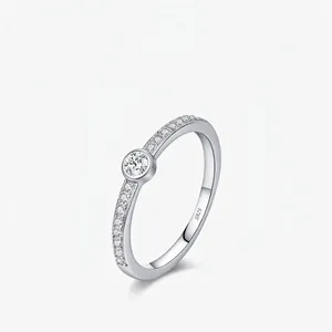 Elegant Moissanite Ring 925 Sterling Silver Round Brilliant Cut Bubble Stackable Pave Wedding Band Jewelry For Women