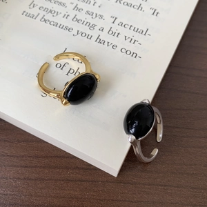 Retro adjustable 925 silver rings with oval black onyx gemstone on book pages