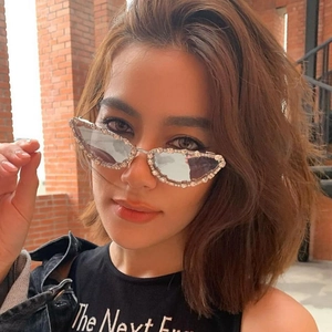 Rhinestone Cat Eye Heart Shaped Sunglasses Metal Frame UV400 Fashion Party Luxury Chic Shades For Women