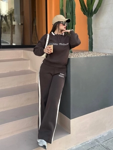 Classic dark brown American retro polo sweatshirt and side-stripe sweatpants set for women