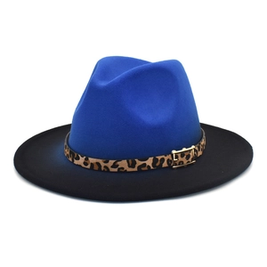 Cappello Fedora A Tesa Larga In Feltro Di Lana Sfumato Bicolore Con Cintura Leopardata E Fibbia Dorata Da Donna