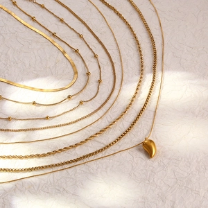 Colliers multicouches en acier inoxydable plaqué or 18K avec pendentif goutte