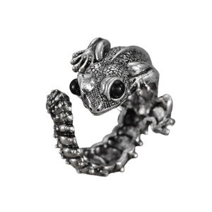 Gothic vintage silver lizard frog open ring with realistic textures and black bead eyes