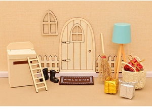 Décoration de Noël miniature pour maison de poupée avec porte, échelle et boîte aux lettres
