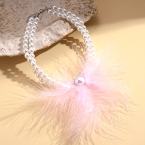 Baroque style double-layer faux pearl necklace with elegant pink feather and large pearl pendant